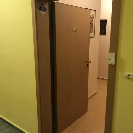 South Park Apartment *